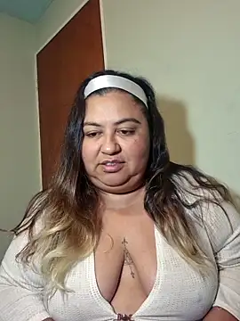 Snapshot of curvy_diva_ chatting on 03/31/26, 09:55 curvy diva online show from 03/31/26, 09:55