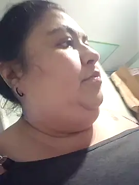 Snapshot of curvy_diva_ chatting on 11/30/25, 12:22 curvy diva online show from 11/30/25, 12:22