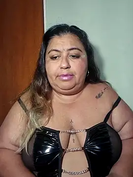 Snapshot of curvy_diva_ chatting on 04/07/26, 09:05 curvy diva online show from 04/07/26, 09:05