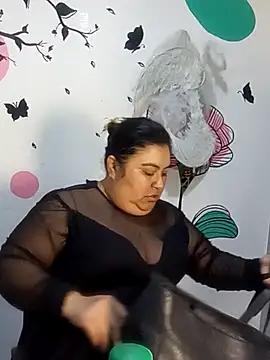 Snapshot of curvy_diva_ chatting on 11/14/25, 11:03 curvy diva online show from 11/14/25, 11:03