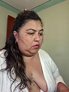 Snapshot of curvy_diva_ chatting on 03/13/26, 12:43 curvy diva online show from 03/13/26, 12:43