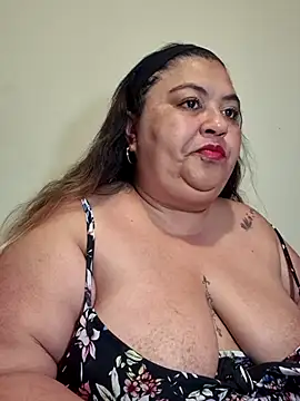 curvy diva  online show from 02/15/26, 11:20