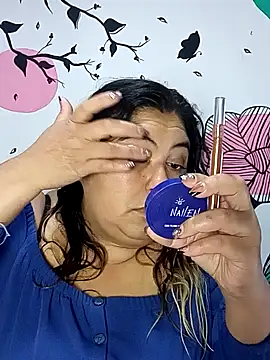 Snapshot of curvy_diva_ chatting on 10/06/25, 11:11 curvy diva online show from 10/06/25, 11:11