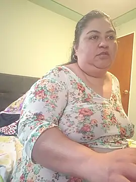 curvy diva  online show from 01/13/26, 11:36