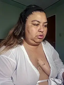 curvy diva  online show from 03/01/26, 11:32