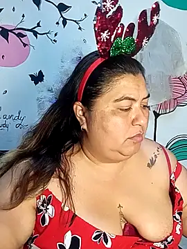 curvy diva  online show from 12/22/25, 11:43