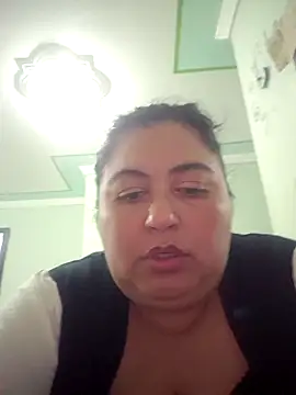 Snapshot of curvy_diva_ chatting on 10/21/25, 11:15 curvy diva online show from 10/21/25, 11:15