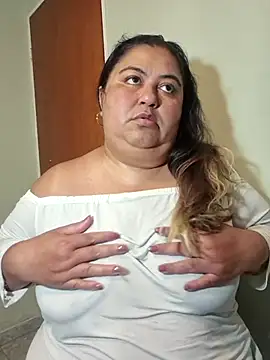 Snapshot of curvy_diva_ chatting on 03/28/26, 11:17 curvy diva online show from 03/28/26, 11:17