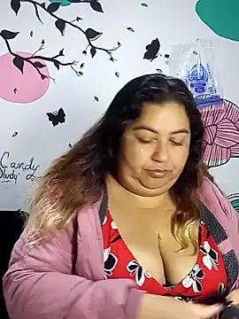 Snapshot of curvy_diva_ chatting on 10/20/25, 11:00 curvy diva online show from 10/20/25, 11:00