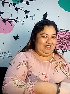 Snapshot of curvy_diva_ chatting on 10/13/25, 11:23 curvy diva online show from 10/13/25, 11:23