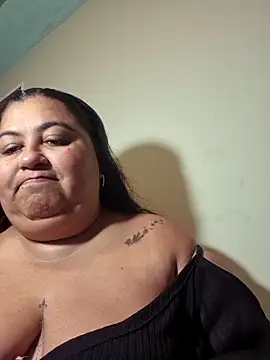 Snapshot of curvy_diva_ chatting on 04/12/26, 02:26 curvy diva online show from 04/12/26, 02:26