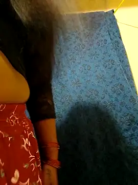 mini-queen online show from 03/19/26, 06:52