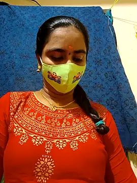 mini-queen online show from 02/10/26, 06:51