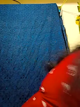 mini-queen online show from 04/10/26, 05:31