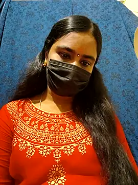 mini-queen online show from 12/21/25, 02:08