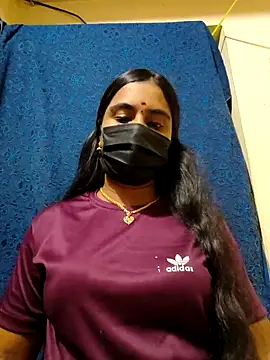 mini-queen online show from 04/03/26, 05:52