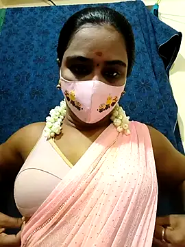 mini-queen online show from 11/02/25, 02:00