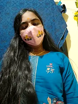 mini-queen online show from 02/19/26, 08:44