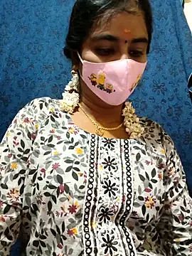 mini-queen online show from 01/18/26, 12:19