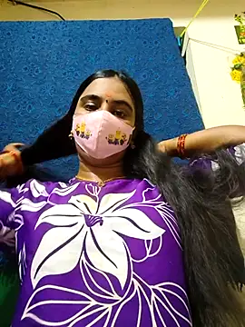 mini-queen online show from 03/12/26, 06:01