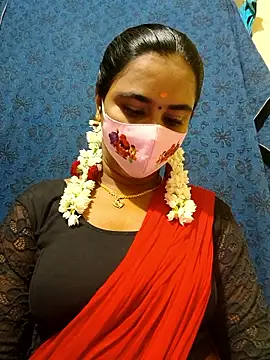 mini-queen online show from 01/12/26, 01:07