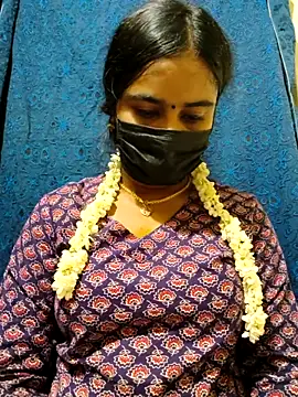 mini-queen online show from 03/26/26, 10:57