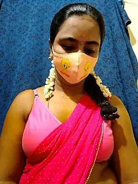 mini-queen online show from 11/16/25, 08:41