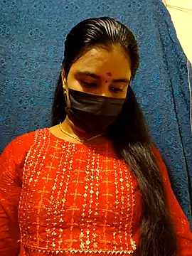 mini-queen online show from 04/11/26, 06:00