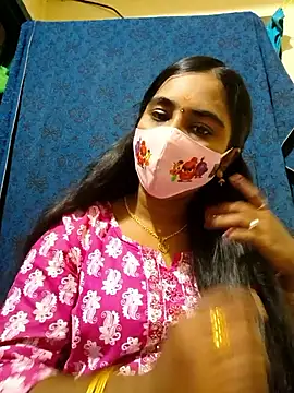 mini-queen online show from 01/13/26, 04:22