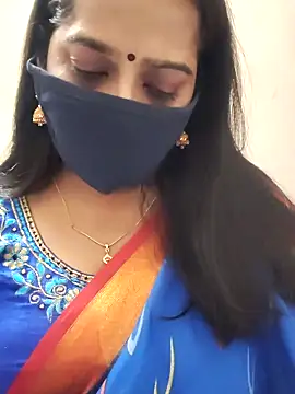 saritha29 online show from 11/18/25, 05:16