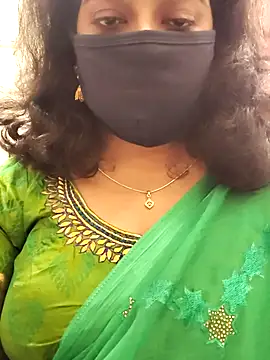 Snapshot of saritha29 chatting on 09/26/25, 05:58 saritha29 online show from 09/26/25, 05:58