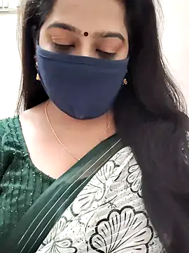 Snapshot of saritha29 chatting on 06/07/26, 04:45 saritha29 online show from 06/07/26, 04:45