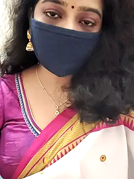 saritha29 online show from 10/31/25, 05:09