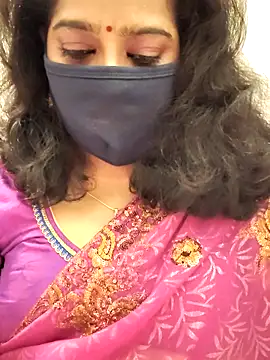 Snapshot of saritha29 chatting on 10/05/25, 04:31 saritha29 online show from 10/05/25, 04:31