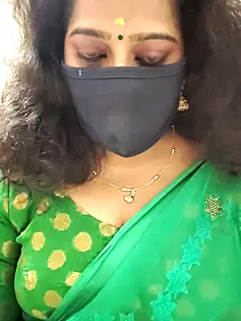 Snapshot of saritha29 chatting on 10/09/25, 05:02 saritha29 online show from 10/09/25, 05:02