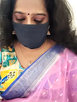 Snapshot of saritha29 chatting on 10/16/25, 05:32 saritha29 online show from 10/16/25, 05:32