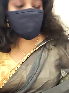 Snapshot of saritha29 chatting on 10/01/25, 05:39 saritha29 online show from 10/01/25, 05:39