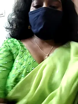 Snapshot of saritha29 chatting on 09/09/25, 07:40 saritha29 online show from 09/09/25, 07:40