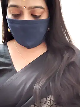 saritha29 online show from 04/25/26, 04:26