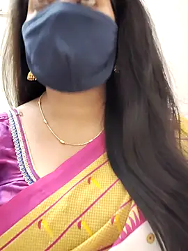 Snapshot of saritha29 chatting on 07/06/26, 04:42 saritha29 online show from 07/06/26, 04:42