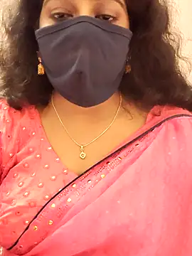 Snapshot of saritha29 chatting on 09/18/25, 11:13 saritha29 online show from 09/18/25, 11:13