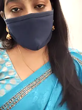 saritha29 online show from 04/18/26, 07:22