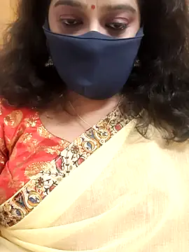 Snapshot of saritha29 chatting on 10/20/25, 11:11 saritha29 online show from 10/20/25, 11:11