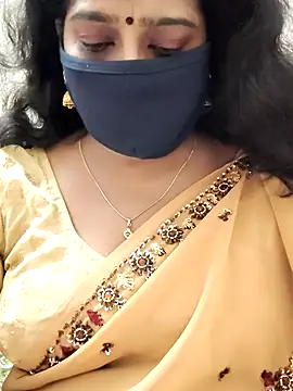 saritha29 online show from 10/28/25, 08:35