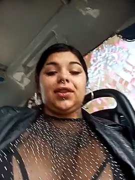 snow belle online show from 11/30/25, 06:41