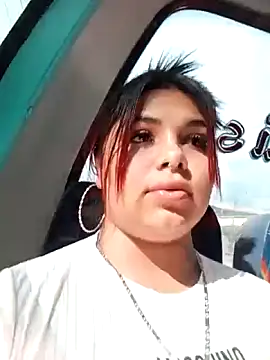 snow belle online show from 09/28/25, 07:54