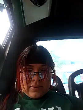 snow belle online show from 10/06/25, 08:09