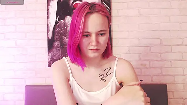 Ericha Stone online show from 09/20/25, 01:43