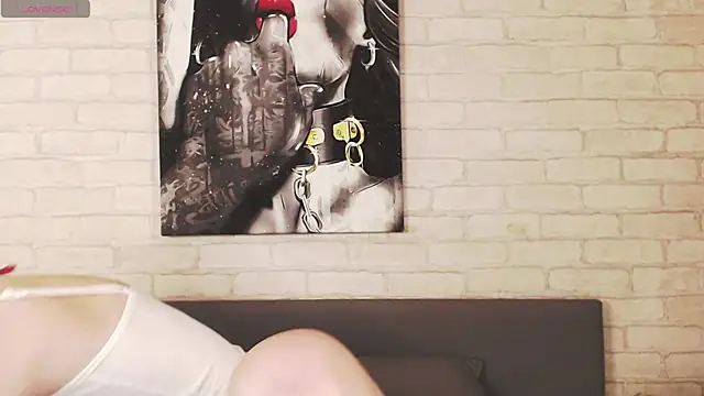 Ericha Stone online show from 09/14/25, 01:50