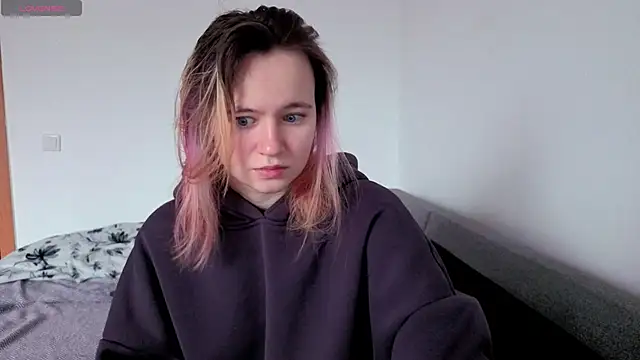 Ericha Stone online show from 05/07/26, 02:05